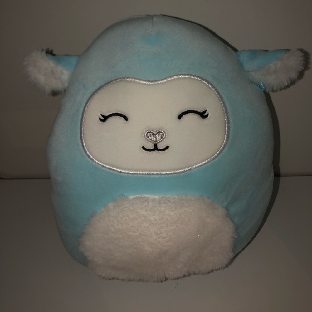 8” Berry squishmallow